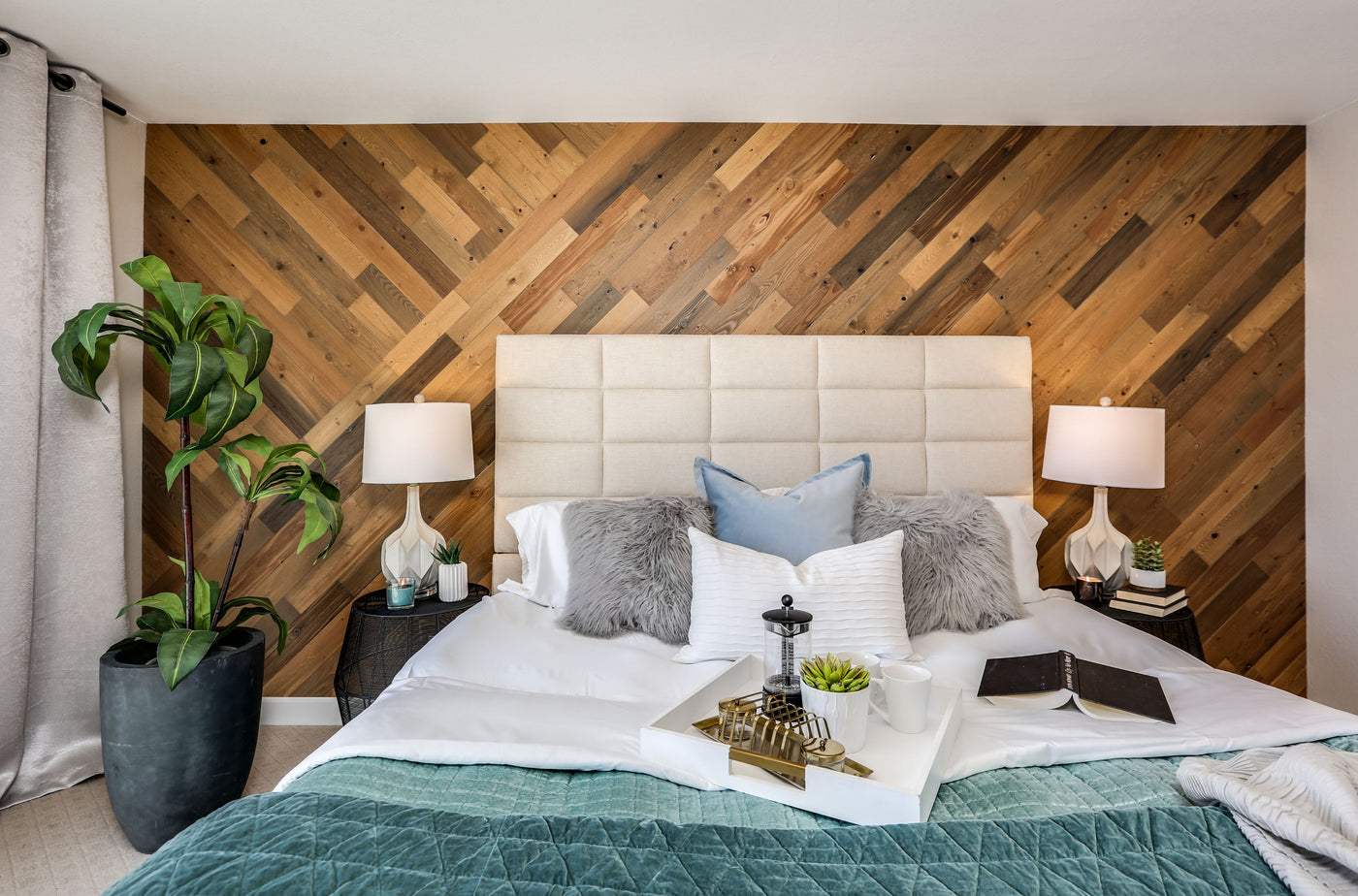 peel and stick wood planks