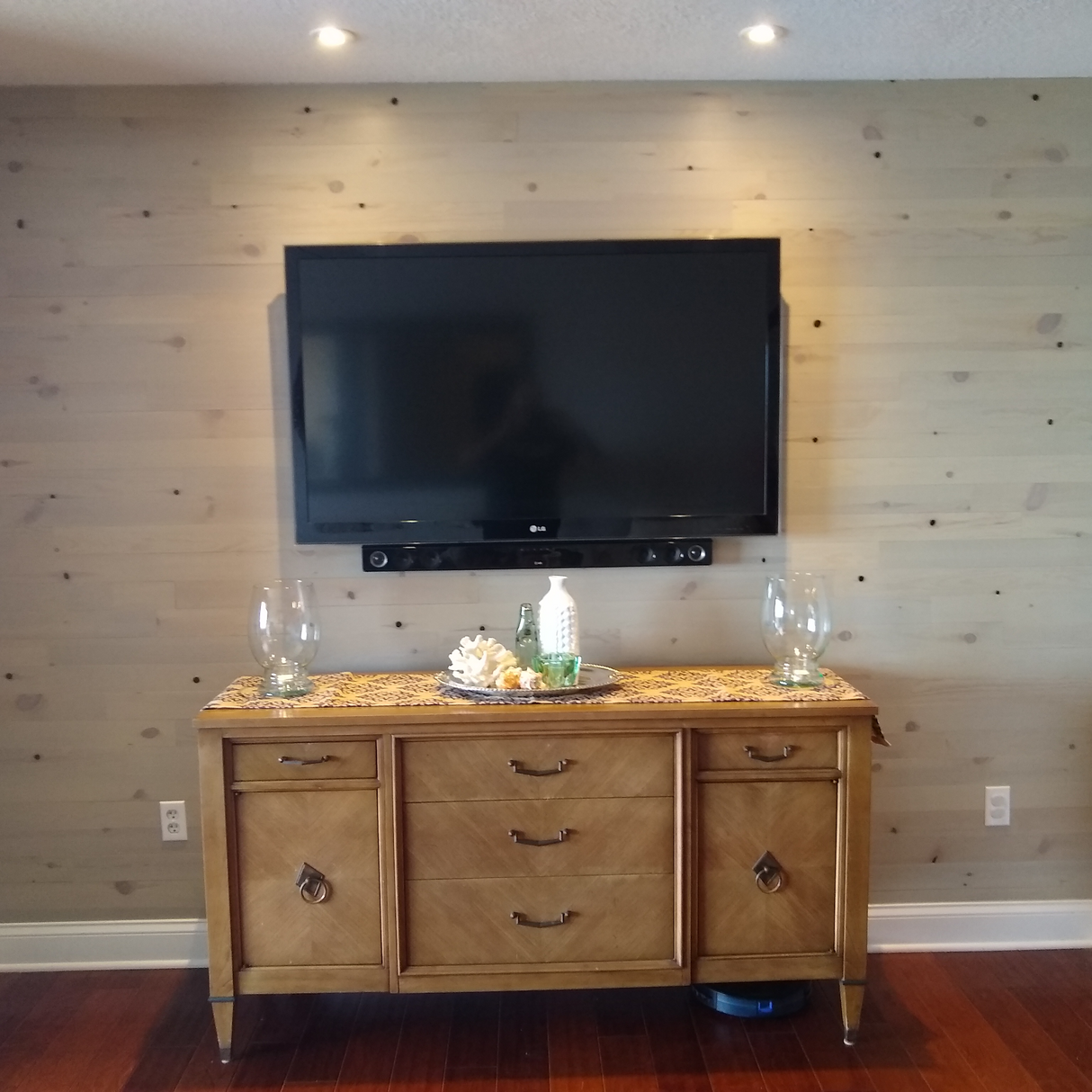 Timber Planks in Pebble